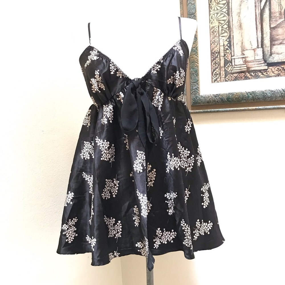 Victoria’s Secret Small Black Gray Foliage Teddy Top Lingerie Women Size S